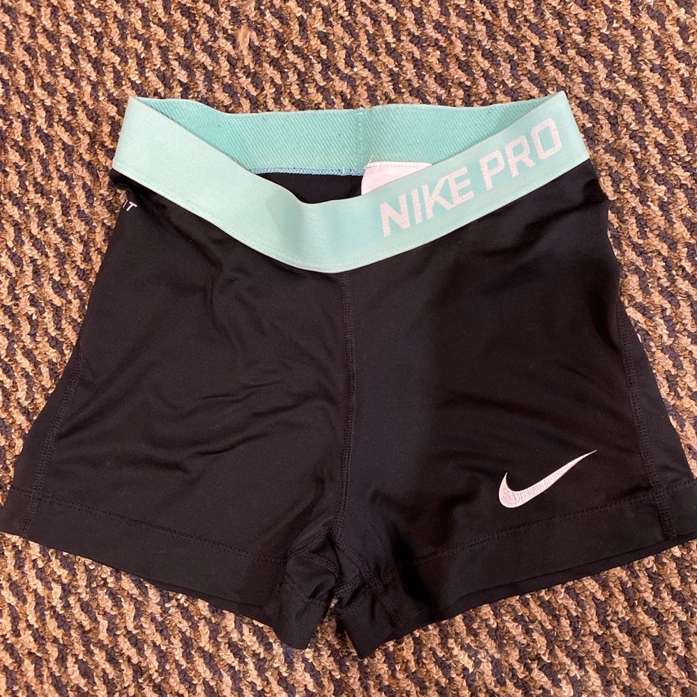XS Nike Pros
